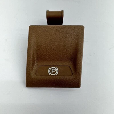 Dodge Ram 2500 2019-2024 manija de liberación de freno de estacionamiento 3976845RN8 OEM Foto 1 de 4