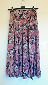 Gorgeous Vintage Navy Blue & Pink Floral Skirt from Dorothy Perkins - Size 10 - Picture 1 of 4