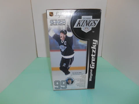 New 12 Inch Wayne Gretsky - Los Angelas Kings McFarlane Figure Cover