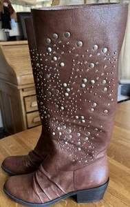 Reba 1/4 Zip Brown STUDDED & LINED Leather Boots Studded Sz 9 Knee High EUC - Picture 1 of 16