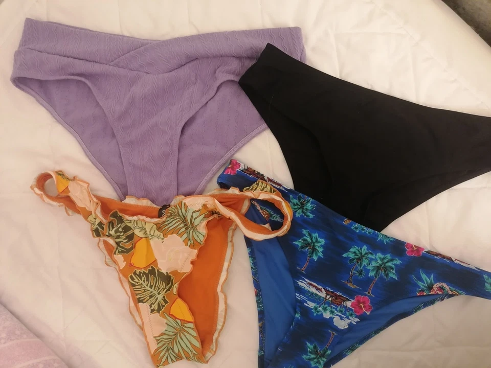 Bikini Höschen Gr M/L 4 STK - Bild 1 von 1