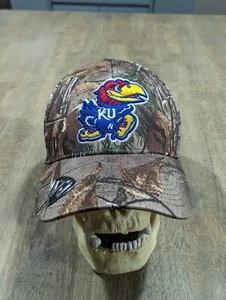 Kansas Jayhawks University NCAA Top Of The World Memory Fit Camo Hat - Picture 1 of 8