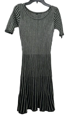 Vestido suéter para mujer Andrew Marc New York gris a rayas talla S Foto 1 de 4