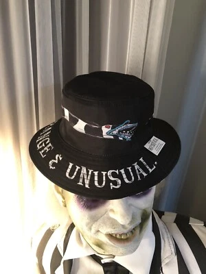 Universal Studios Halloween Horror Nights 2021 Beetlejuice Sombrero Cubo Reversible Foto 1 de 4