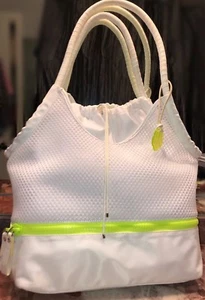 NUEVO CON ETIQUETAS $168 TRINA TURCO Red Blanca Malla Tenis Raqueta Bolso Deportivo Bolso de Mano - Imagen 1 de 11