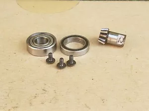 SERPENT COBRA 811 2.1 F/R SMALL BEVEL GEAR AND BEARINGS - Picture 1 of 1