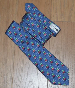 Vineyard Vines Boys Christmas Tie 100% Silk Red Jeep and Christmas Tree Holidays - Picture 1 of 5