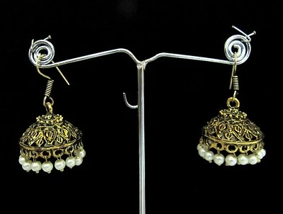 Brincos de pérola oxidada dourada fantasia tradicional Jhumka Jhumki joias da moda - Imagem 1 de 4