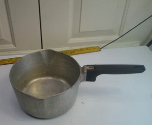 Wagner Ware Sidney o Magnalite Saucepan 1.5 Quart Double Spout - Picture 1 of 4