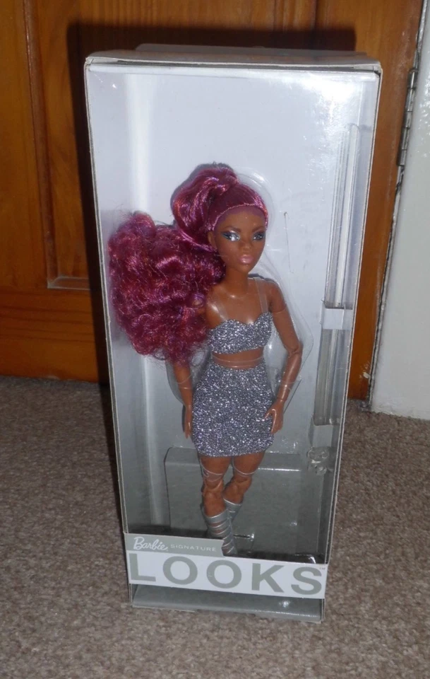 BARBIE LOOKS  7 - Image 1 of 1