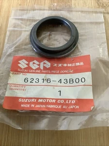 Suzuki NOS 87-90 LT500R Collar RR Cushion Lever Front 62316-43B00 - Picture 1 of 4