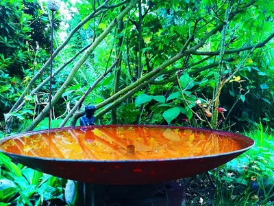 Echt Cortenstahl Design Brunnen massiv mit Pumpe und Beleuchtung warmweiß Solar - Bild 1 von 4