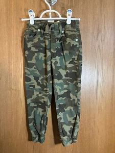 Levi Strauss Joggers Youth 5 Regular Camo New with tags - Picture 1 of 7