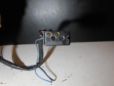 Conector de cableado interruptor de luz domo 09967621 77-85 Mercedes Benz W123 240D 300D Foto 1 de 4