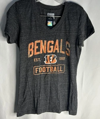 Fanatics Cincinnati Bengals #97 Parker  Women's V Neck  T Shirt Size M - Image 1 of 4