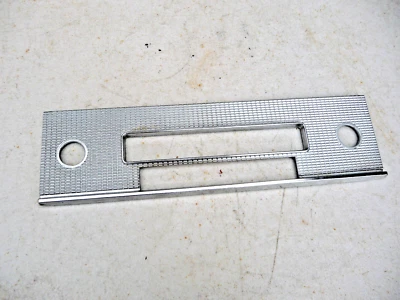 Very Nice  1958 Ford dash Radio bezal  Fairlane Sunliner Skyliner FoMoCo - Image 1 of 4