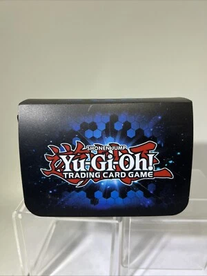 Yu-Gi-Oh 蓝色 5DS 双层盒,老式甲板盒 - 状况完好 无磁铁 — 第 1/4 张图片