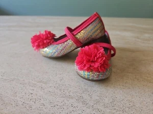 New Never Worn Girls Stride Right Size 4M Baby Buffy Rainbow 🌈 Sequin With Pom - Picture 1 of 21