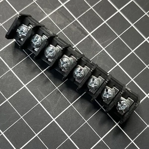 5 Each ~ 8 Position Terminal to PCB Mount Strip ~ Tyco ~ NC6/T019 - Picture 1 of 5