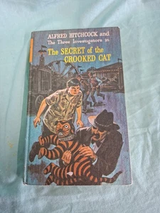 Alfred Hitchcock The Three Investigators The Secret of the Crooked Cat Hardcover - Bild 1 von 5
