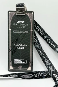 F1  OSCAR PIASTRI SIGNED PADDOCK CLUB PASS MIAMI GP 2024  !!!VIDEO PROOF!!! - Picture 1 of 5