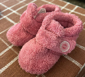 UGG Baby Bixbee Faux Fur Booties toddler Size 4/5 Pink (authentic)