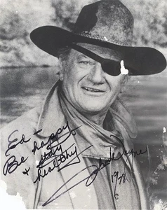 -Raro- 1978 -JOHN WAYNE- JSA Firmado/Autógrafo/Auto TRUE GRIT Foto de Película Occidental - Imagen 1 de 2