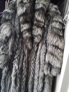 Full Leanth Real Silver Fox Coat Size XXL - Picture 1 of 2