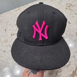New Era New York Yankees MLB Fitted Baseball Cap Hot Pink Logo Gr. 7 1/2 - Bild 1 von 9