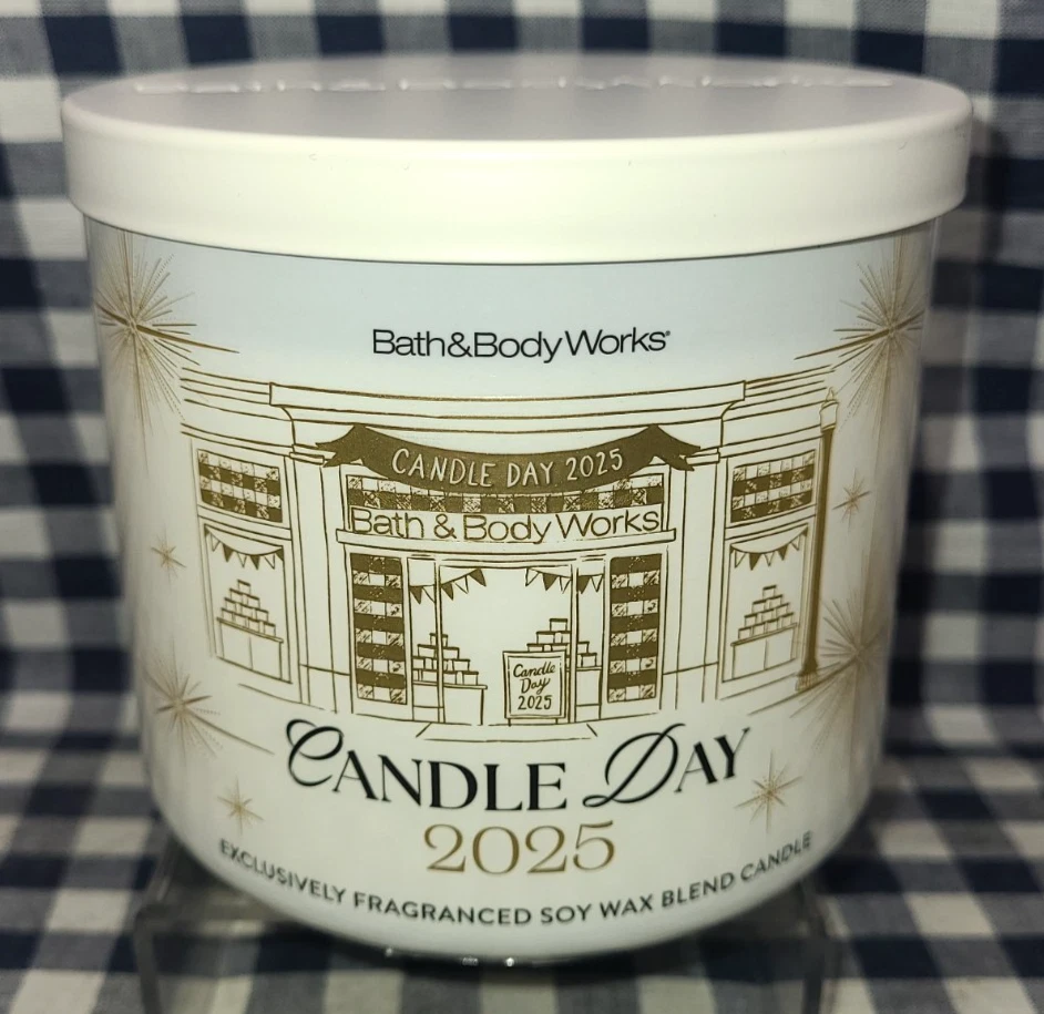 TOTALMENTE NUEVO Vela de 3 mechas de frambuesa madura al sol 25-45 horas 14 oz baño y cuerpo funciona Foto 1 de 1