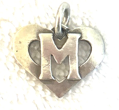 Jeep Collins Plata Esterlina Corazón Colgante Recorte “M” Inicial Diseñador Texas 1.6 Foto 1 de 4