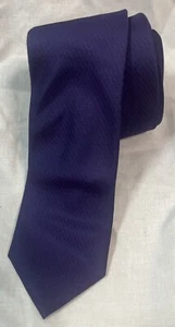 Calvin Klein Tie / Purple / 100% Silk / L-63.75 in & W-2.75in - Picture 1 of 6