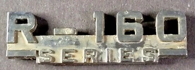 Emblema de carrocería OEM 1953-1955 International Harvester MD R-Series R-160 116231-R1 Foto 1 de 4