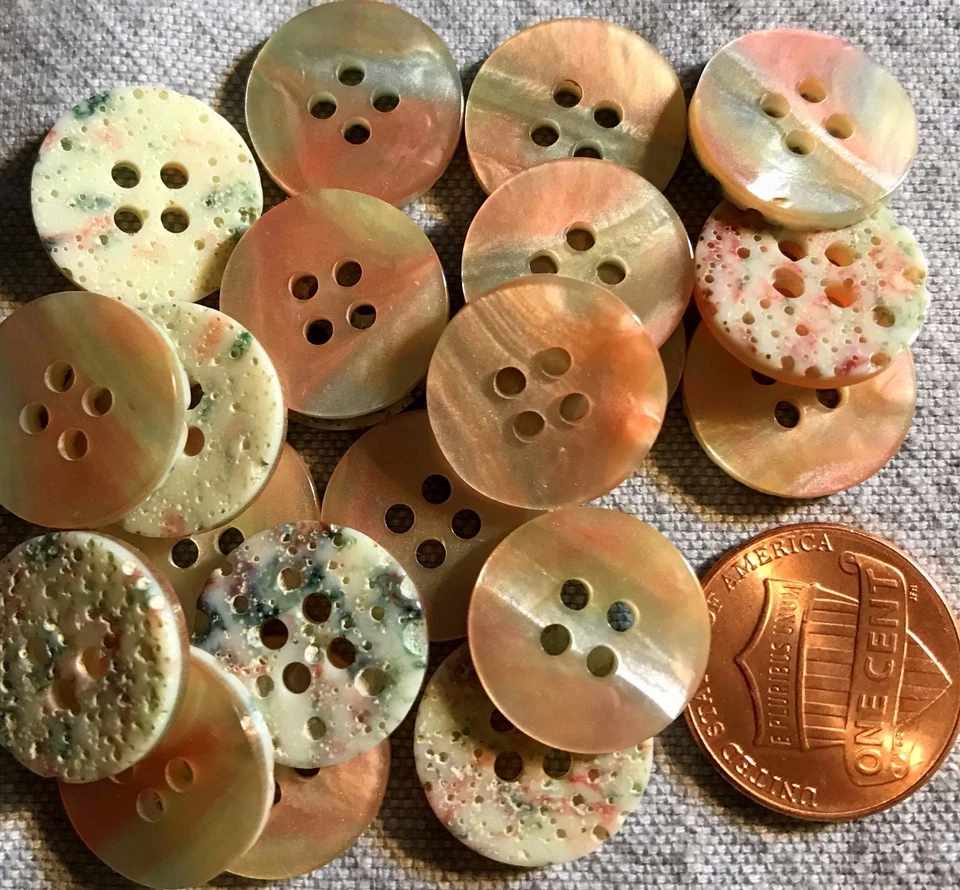 24 New Dusty Pink & Green Pearlized Plastic Sew-through Buttons 5/8" 15mm # 4733 - Image 1 of 1