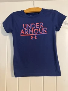 Under Armour Girls Short Sleeve Logo T-Shirt Size 5 Navy Geometric Logo - Picture 1 of 7