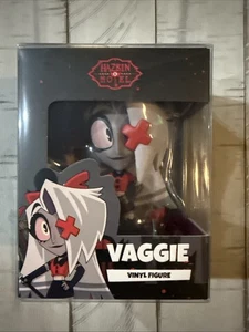Youtooz Hazbin Hotel Vaggie Vinyl Figur - Bild 1 von 7
