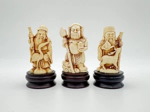 Vintage chinesische Weise Männer/Mudmen 3er Set - 4" groß Harz mit Holzsockeln - Bild 1 von 6