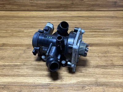 2012-2025 Audi Q5 Engine Motor Thermostat Housing Assembly 20K 06L121111M OEM - Image 1 of 4