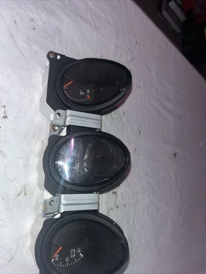 1990-1994 Mitsubishi 3000GT dashboard gauges coolant oil battery G4 - Image 1 of 4