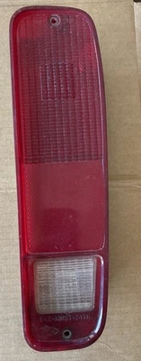 1974-1991 FORD E-150 E-250 E-350 ECONOLINE VAN PASSENGER RIGHT TAILLIGHT OEM - Image 1 of 2