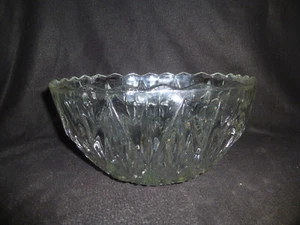 Vintage Hazel Ware Williamsport Square Shaped Crystal Glass Punch/Salad Bowl 11" - Picture 1 of 5