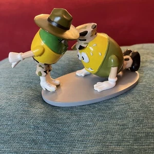 M&M Hamilton Full Color Salute USMC Collection Authority Figure Figurine Rare 6” - Picture 1 of 9