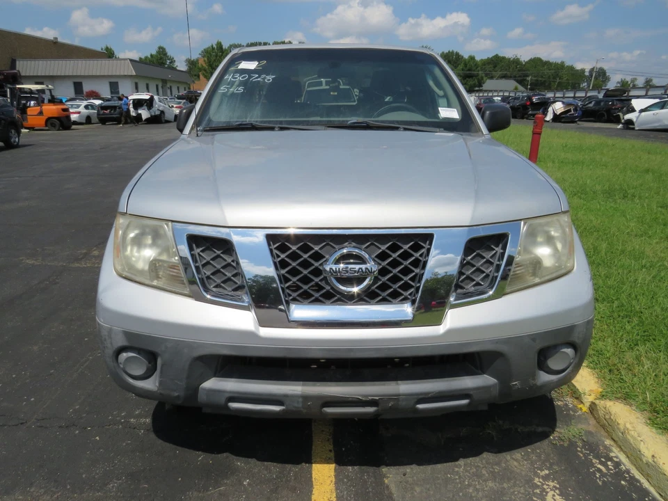 Nissan Frontier 2011 carrocería del acelerador 4 cilindros OEM 16119EA00B Foto 1 de 4