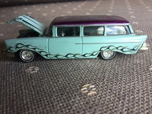 Muscle Machines West Coast Choppers Jesse James Chevy Wagon turquesa - Imagen 1 de 5