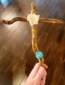 VTG Milagros Wood Branch Turquoise Stone Cross Mexican Native Spirit Folk Art - Picture 1 of 6