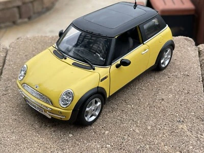 Maisto 1/18  Mini Cooper Yellow Diecast Car - Image 1 of 4