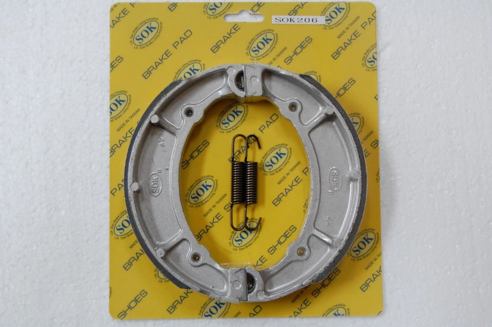 REAR BRAKE SHOES+Springs fit YAMAHA TX 650, 1971-1976 TX650 TX650A - Image 1 of 1