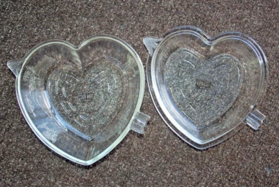 2 PIEZAS ~ Safe-Bake ~ Heart Cake & Jell-O MOLD ~ Utensilios para horno vintage Foto 1 de 4