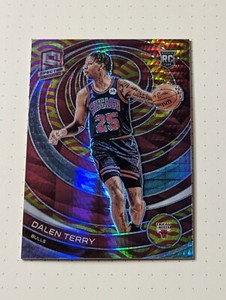 2022-23 Panini Spectra Dalen Terry Asia Red & Yellow /75 #183 Bulls