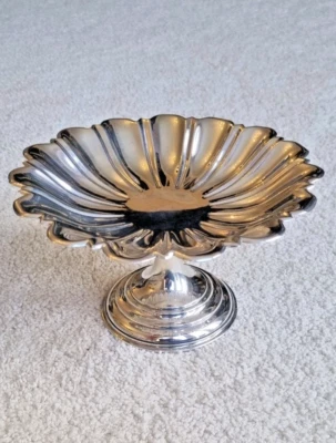 Antiguo plato de pedestal Bon Bon de plata esterlina sólida de 1905 redondo estriado Birmingham Foto 1 de 4